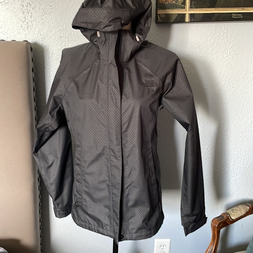 North face rain jacket, size small